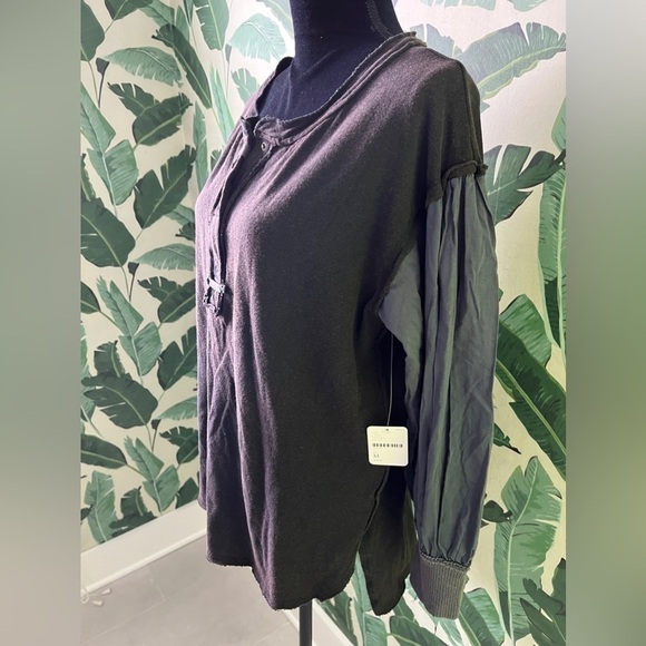 We The Free Free People Sandstorm Tee Black Motif Size M NWT - Picture 4 of 7